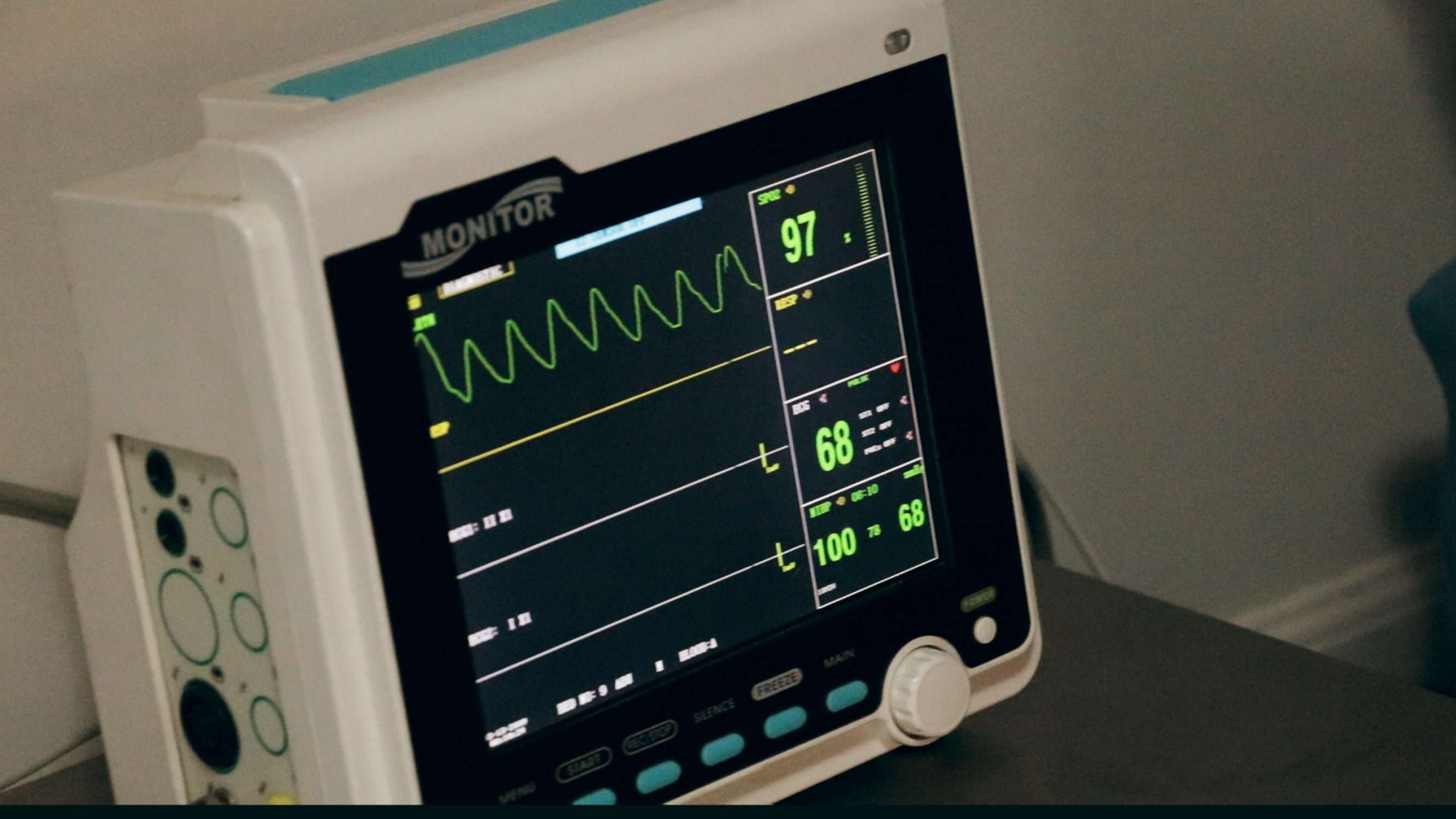 Patient heart monitor